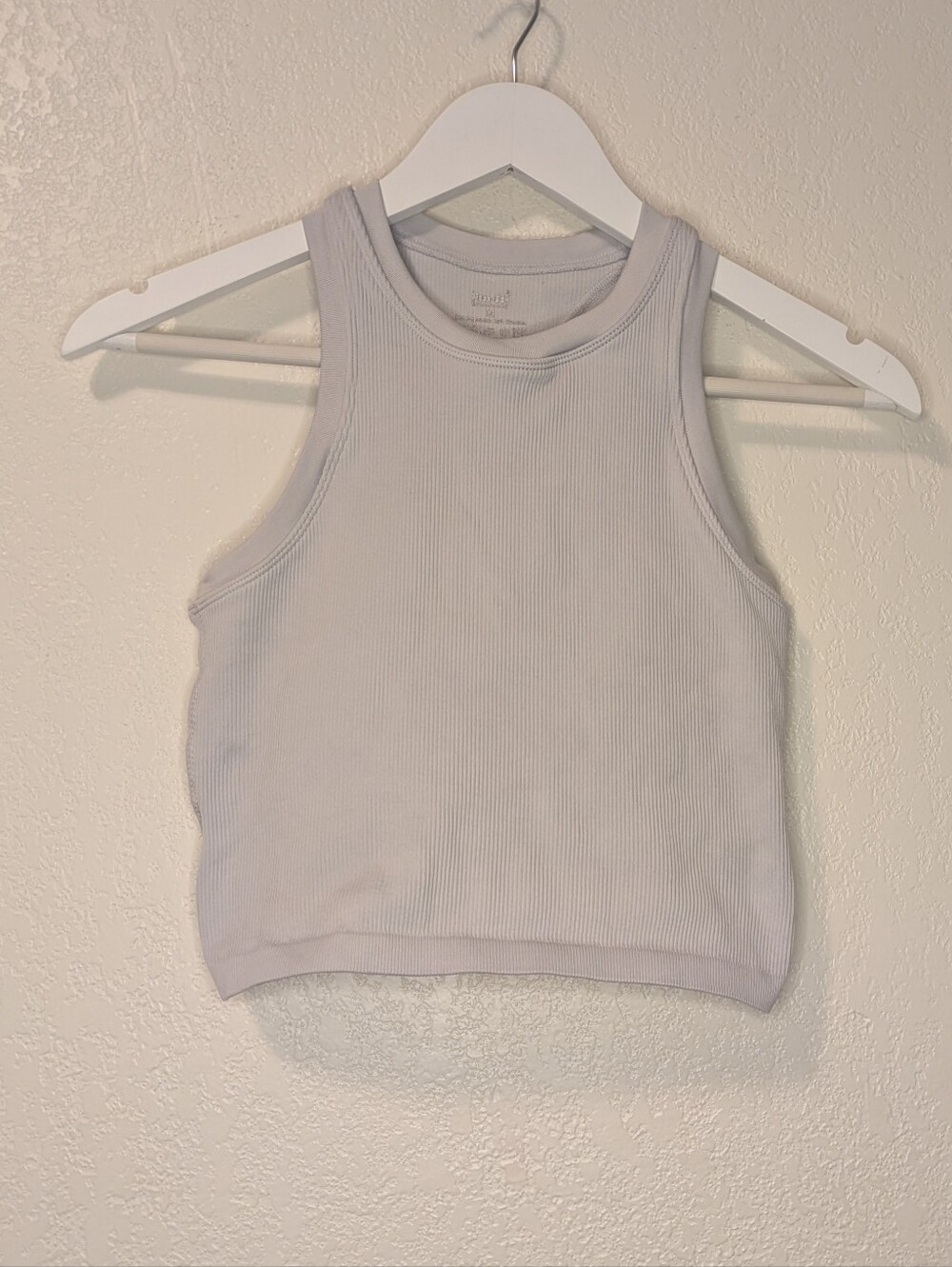 Pro Fit Ribbed Cropped Tank Top in Light Gray